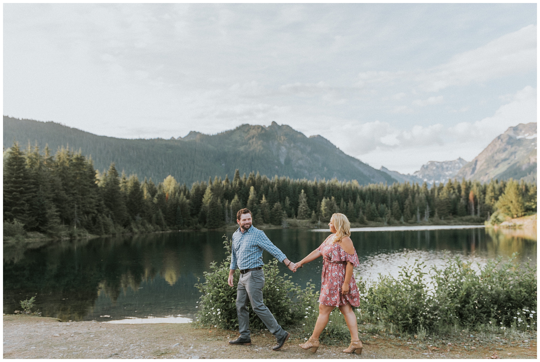 SNOQUALMIE PASS, ADVENTURE ENGAGEMENT, GOLD CREEK POND ENGAGEMENT, PNW ENGAGEMENT PHOTOGRAPHER, SEATTLE ENGAGEMENT PHOTOGRAPHER, WASHINGTON ENGAGEMENT PHOTOGRAPHER