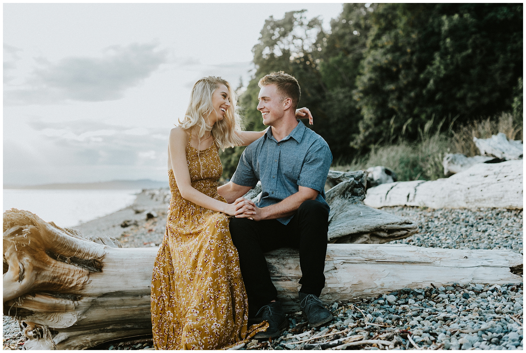 Lincoln Park, Seattle Parks, Seattle Waterfront, Seattle Engagement, Lincoln Park Engagement, Seattle Photographer, Seattle Beach Engagement, Lauren Ryan Photography